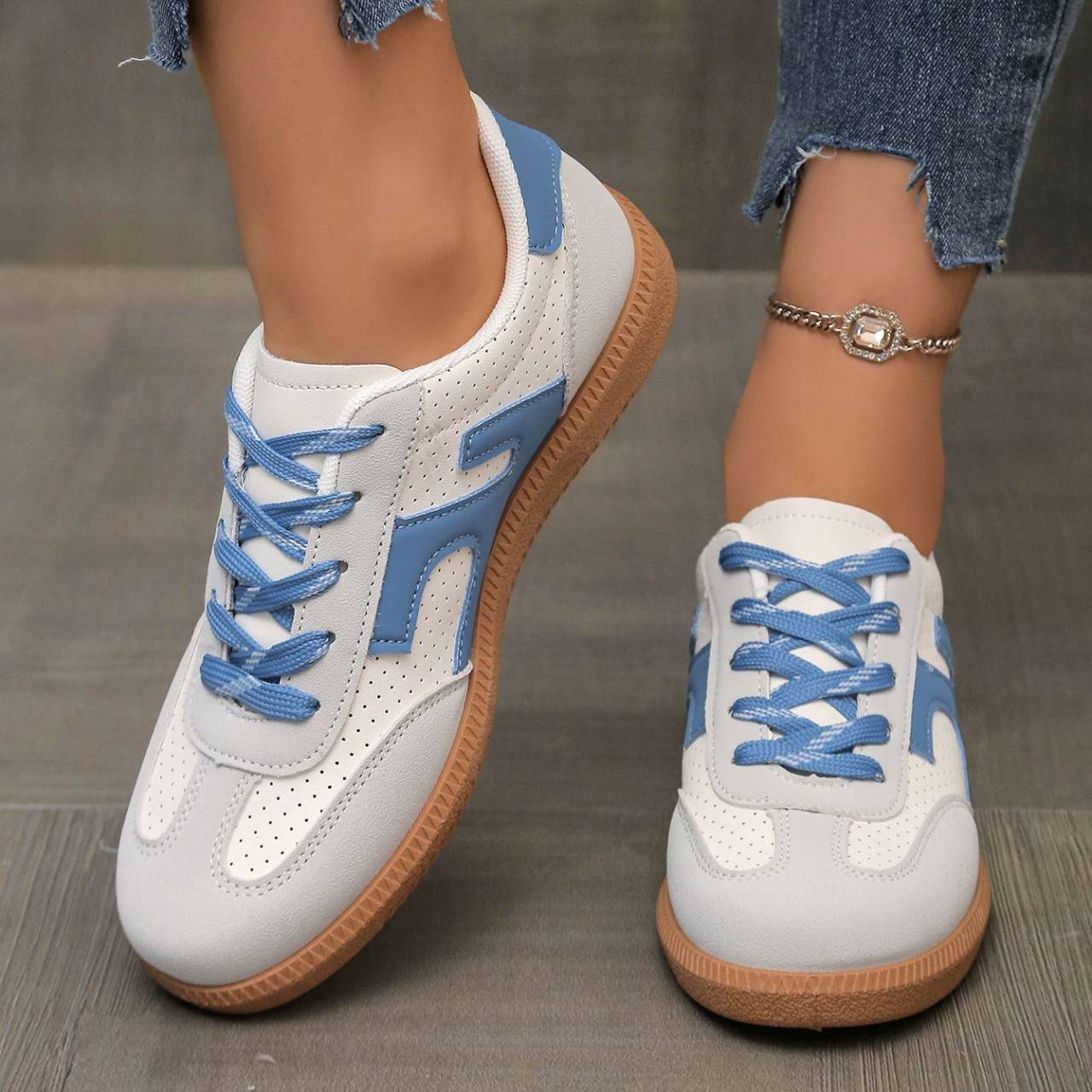 PureMotion™ Women’s Comfort Sneakers