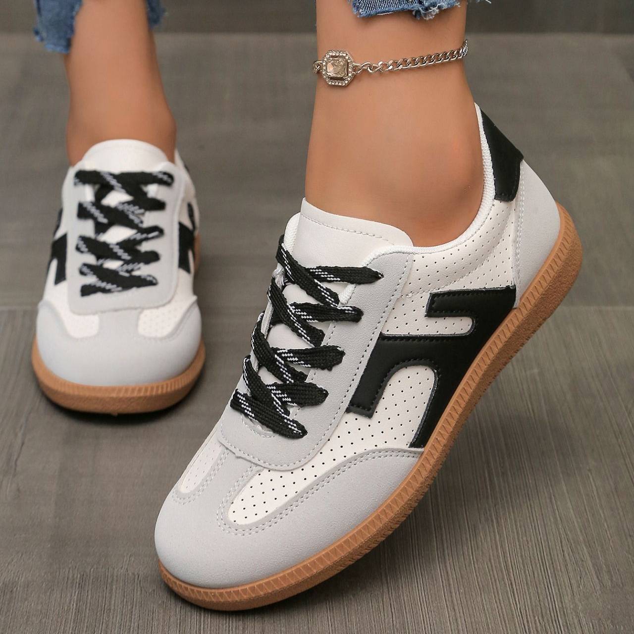 PureMotion™ Women’s Comfort Sneakers