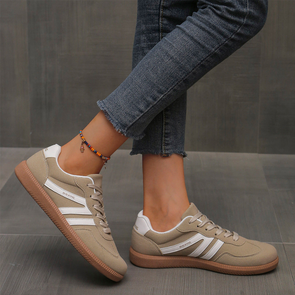 Licevo™ RetroStride Beige Aus