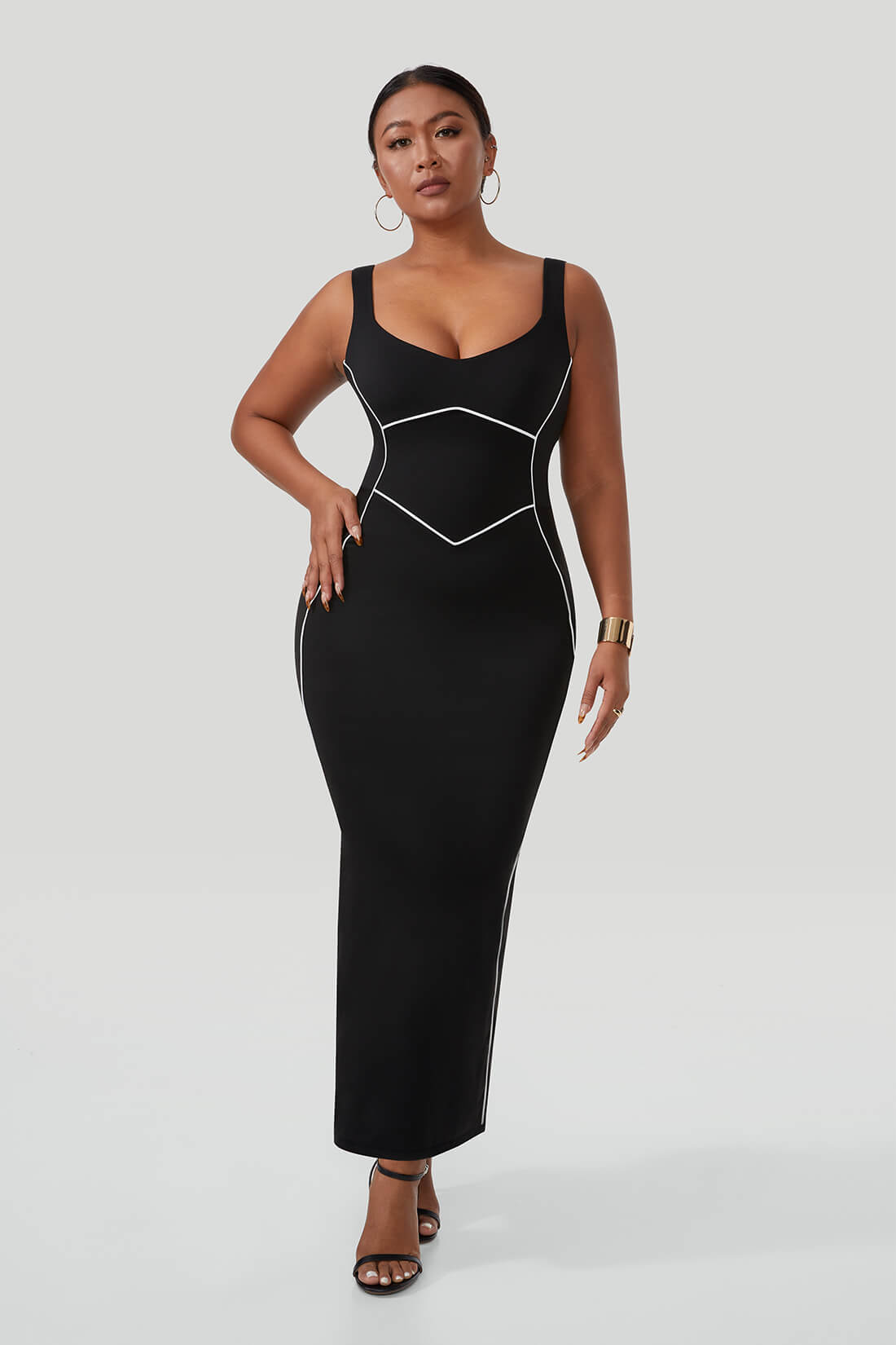 Clashing Colors Maxi Dress With Built-in Shapewear