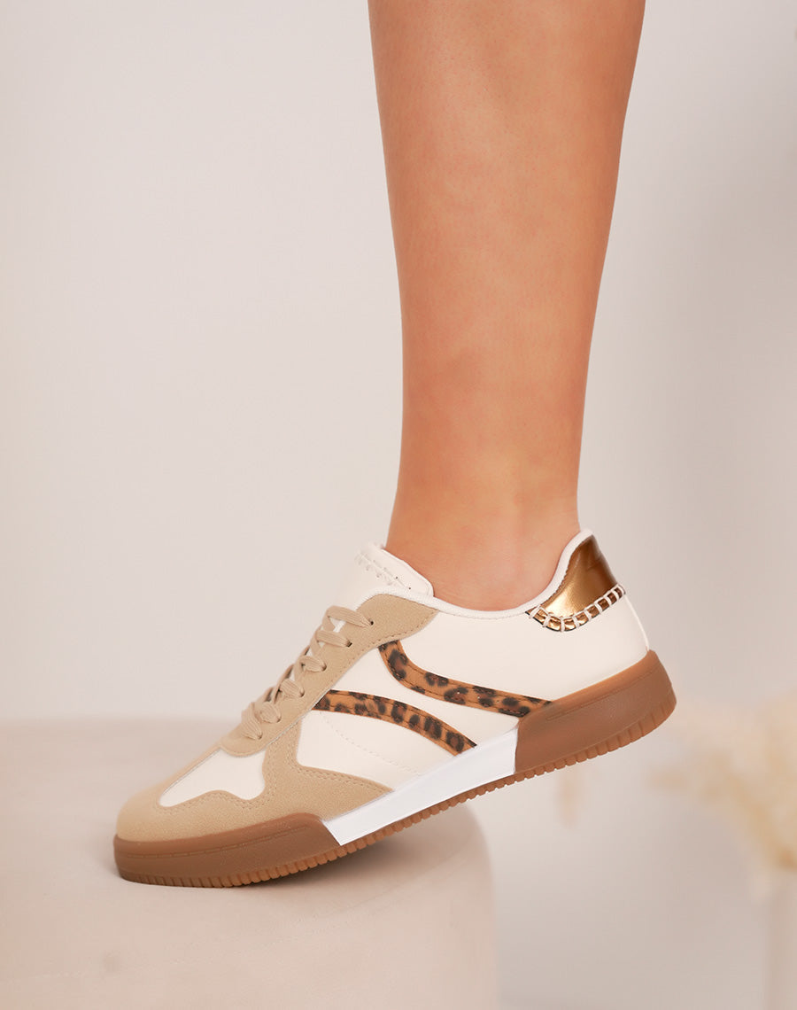 Baskets femme beige et taupe en suédine avec détail léopard et finition bronze