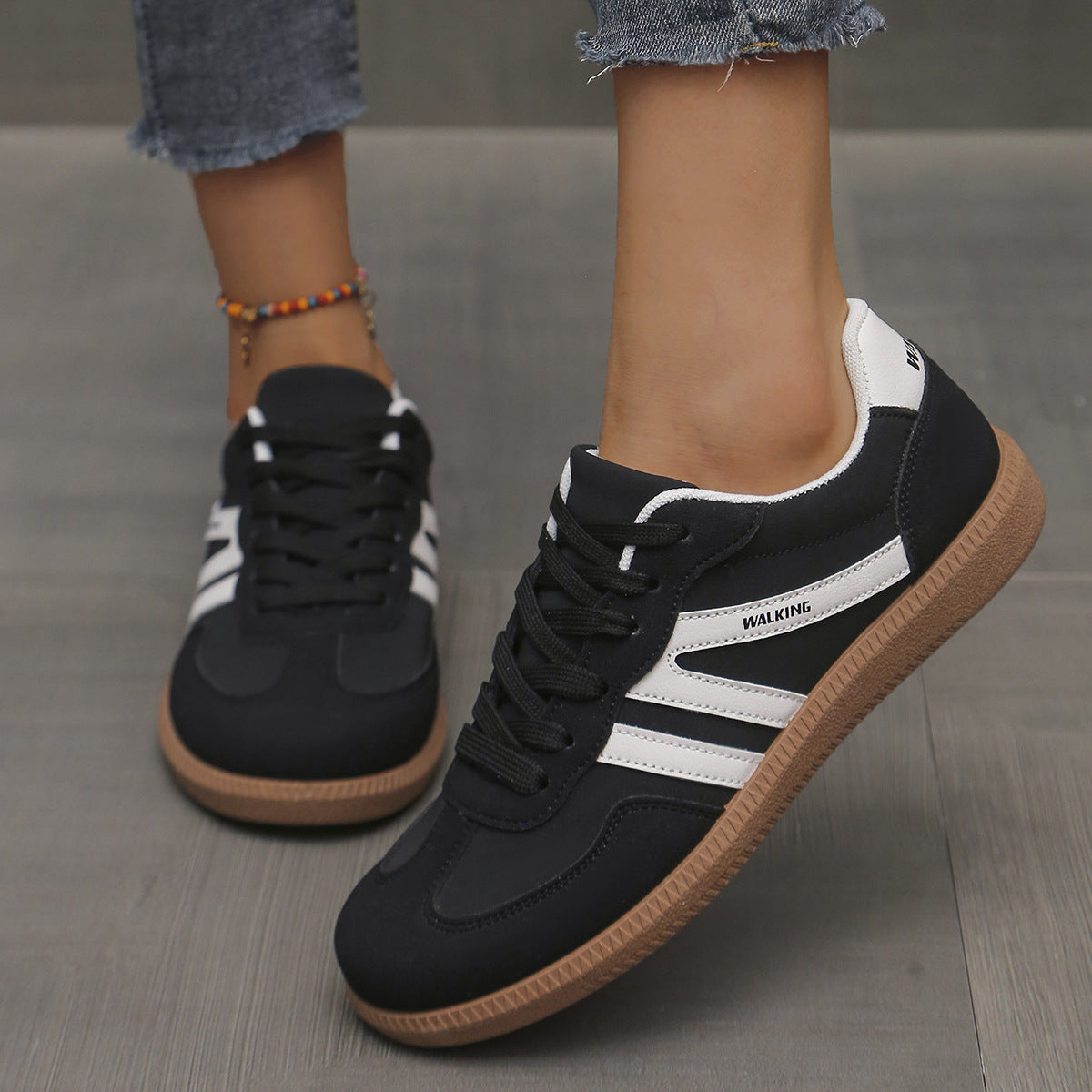 RetroStride™ Comfort Sneakers Black