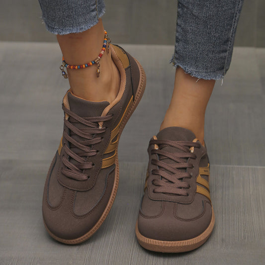 RetroStride™ Sneakers Brown